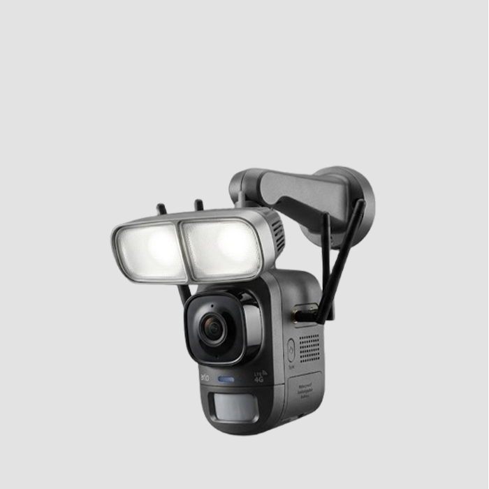 Wireless floodlight cameras